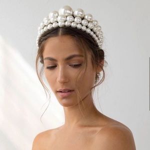 Oversized Pearl Headband